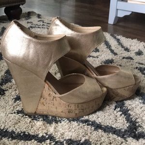 MADDEN GIRL wedges gold/ cork 7.5 gently worn